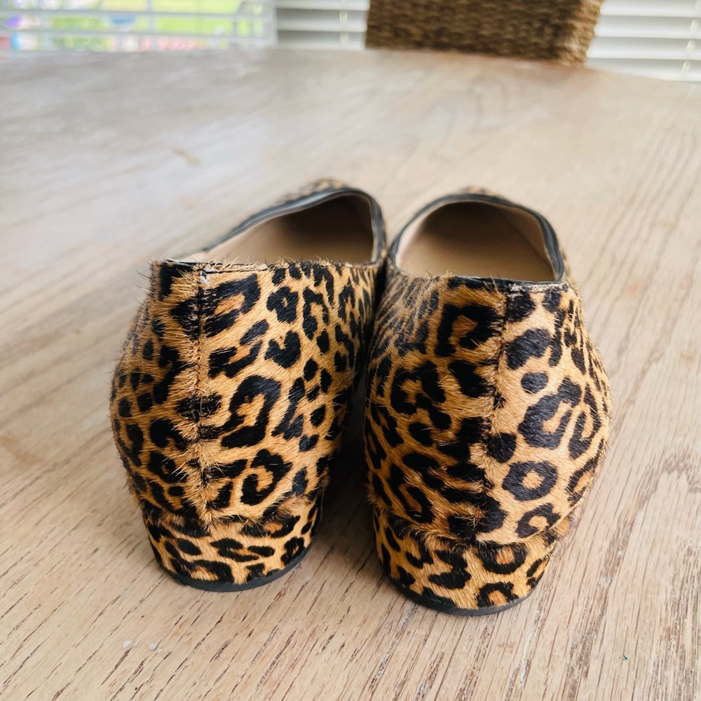 Cole Haan Cheetah pointed toe flats - size 8.5 - like new - Picture 4 of 4